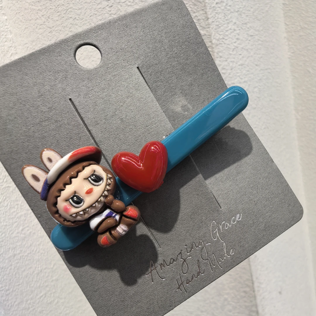 C358红色爱心卡通人物边夹