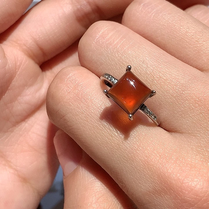 银S925镶嵌石榴石戒指