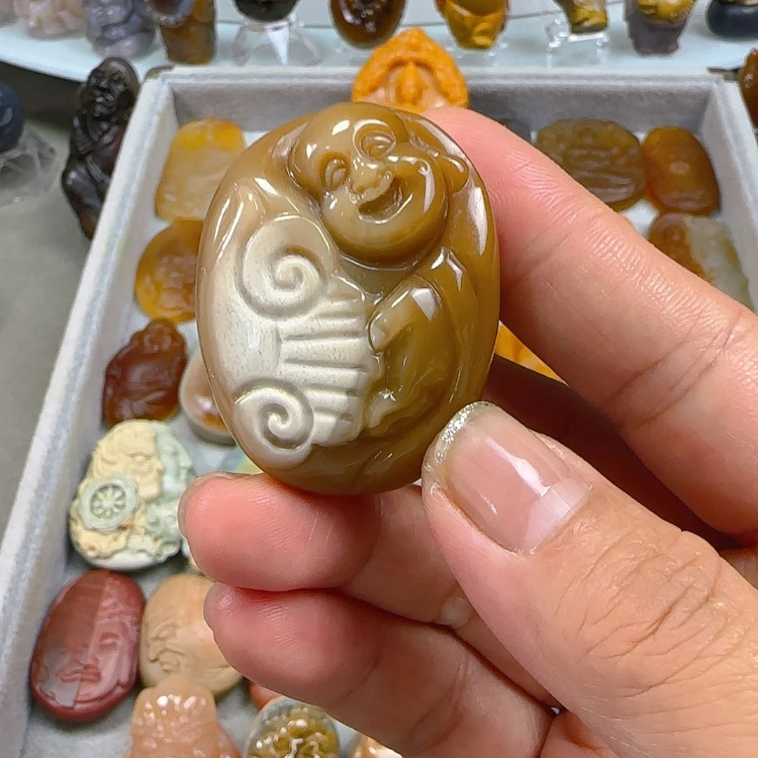 石英质玉1未镶嵌天然阿拉善彩玉纯手工雕刻弥勒佛吊坠