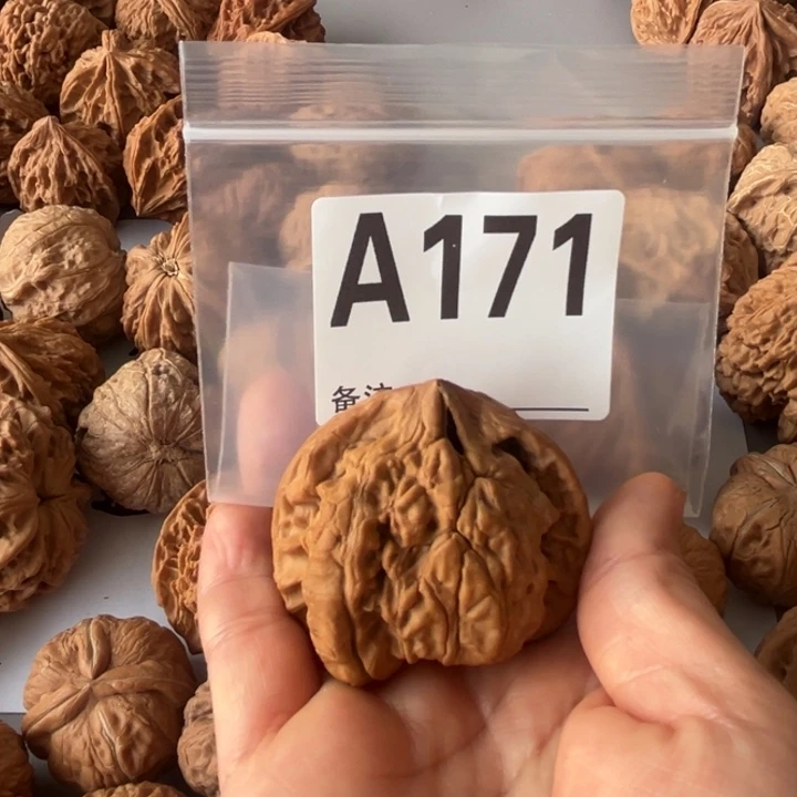 胖***毛把件文玩核桃官帽蛇头