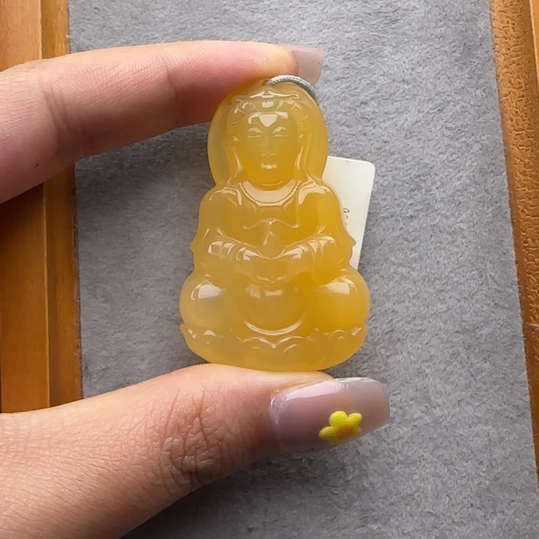 石英质玉未镶嵌颈饰