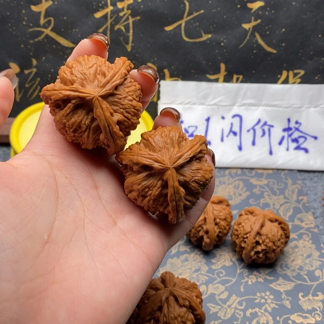 吊坠文玩核桃是***！