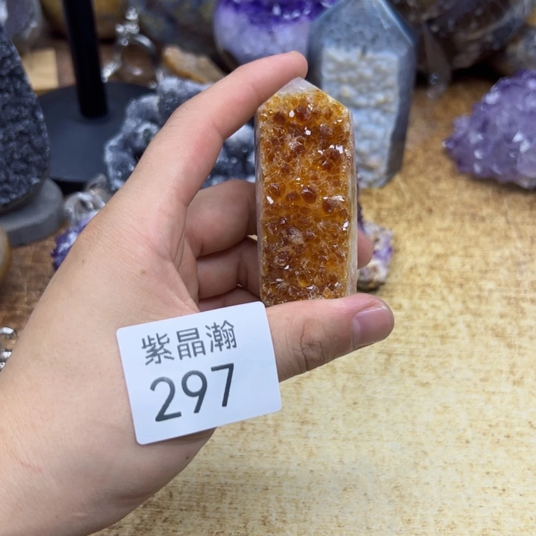 未镶嵌水晶大型摆件（非配饰）