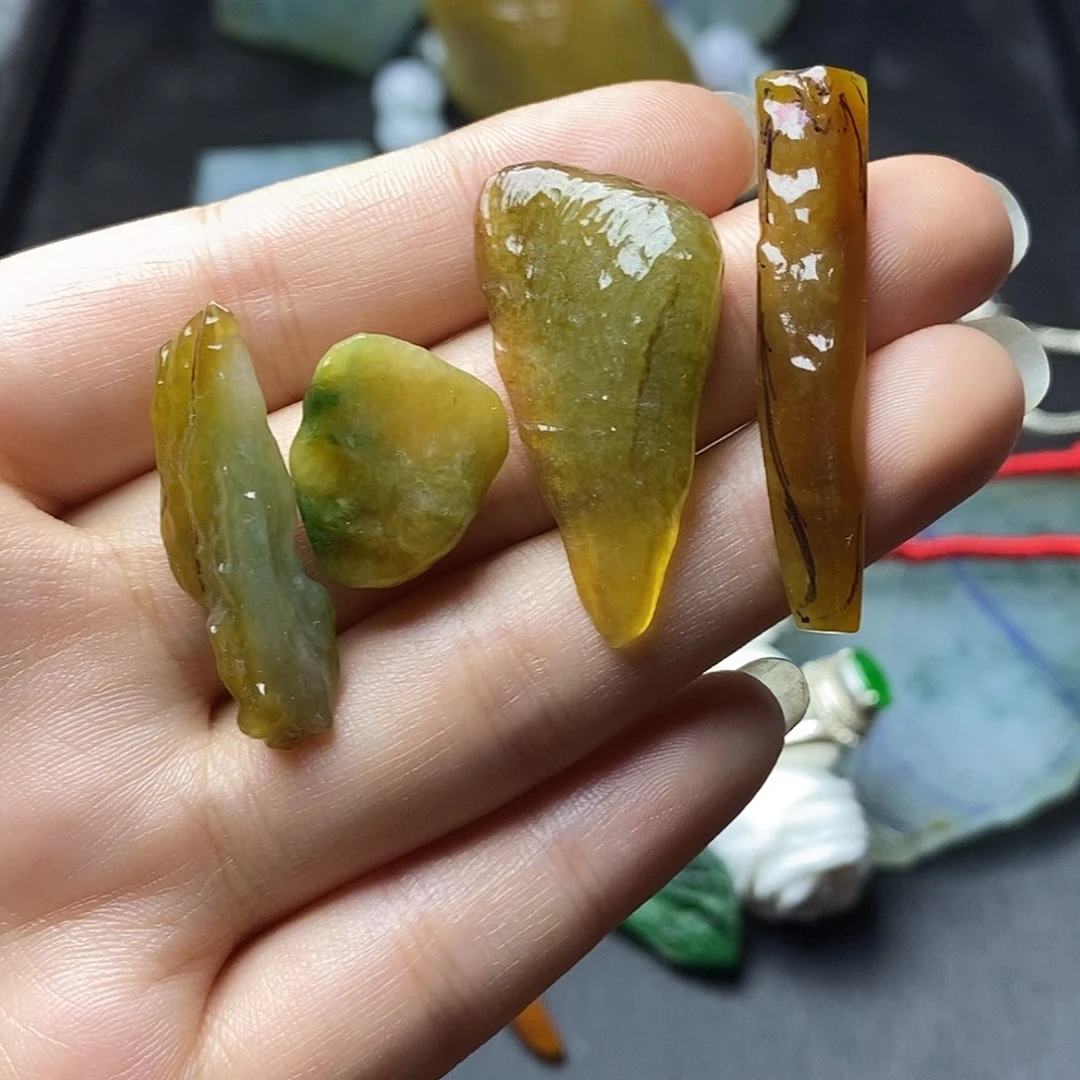 定制翡翠未镶嵌翡翠