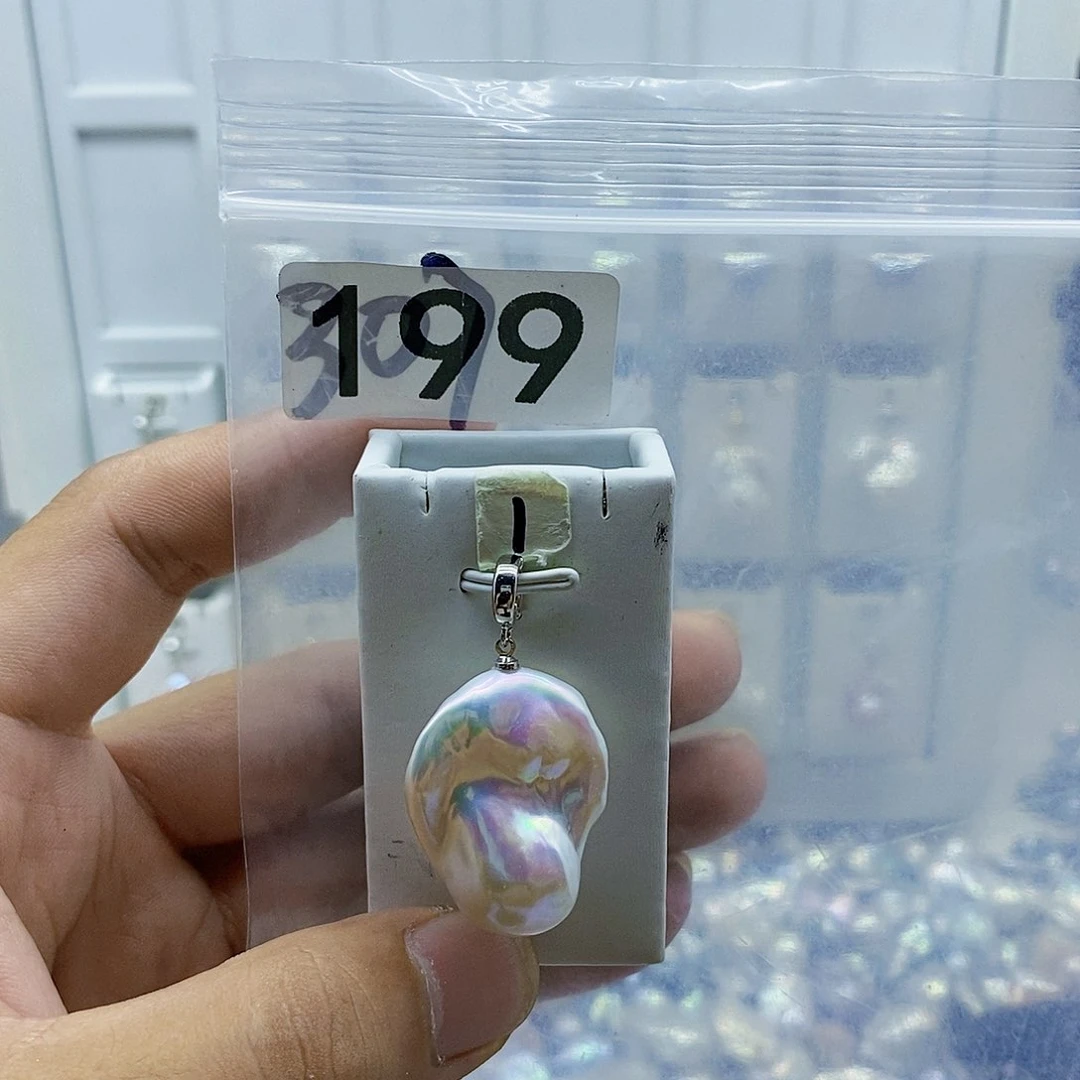 淡水珍珠合金颈饰