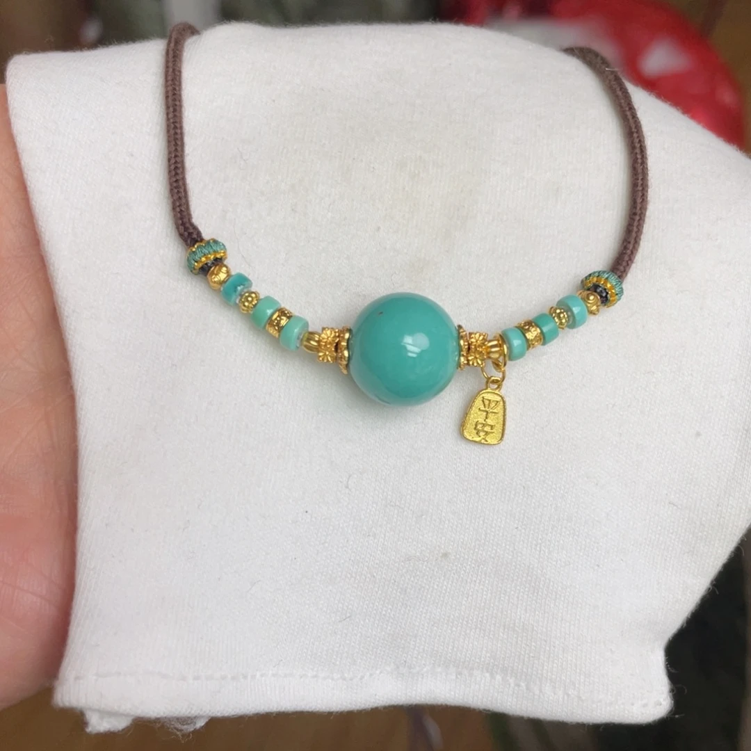 绿松石未镶嵌颈饰