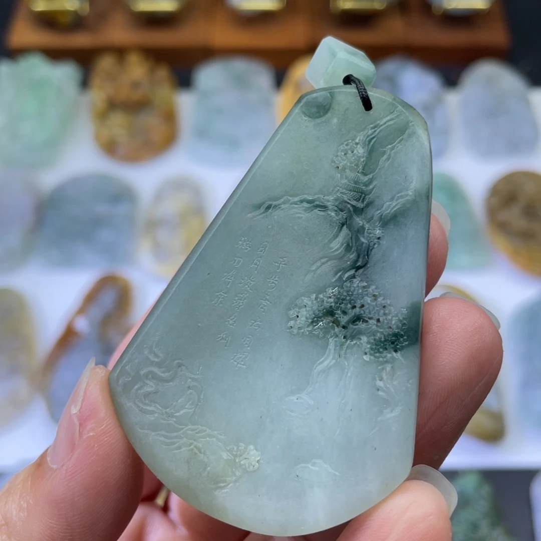 定制翡翠未镶嵌山水