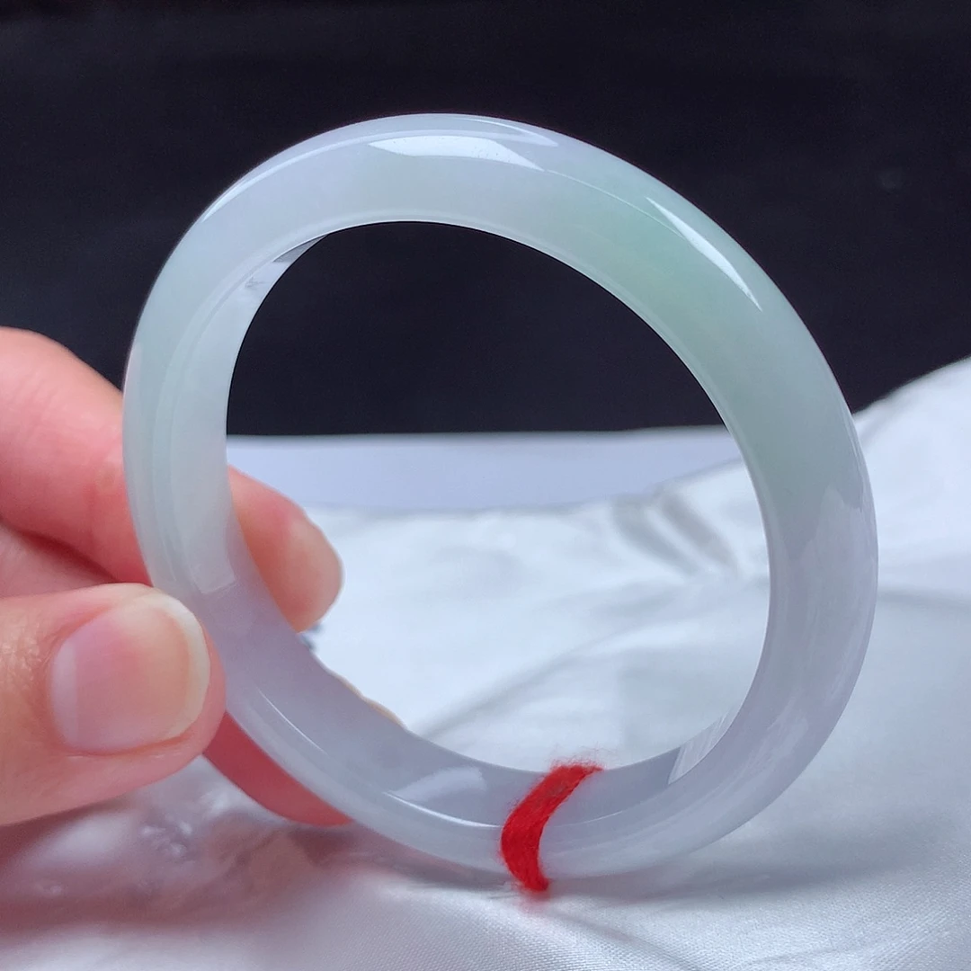 翡翠未镶嵌手镯52圈d66