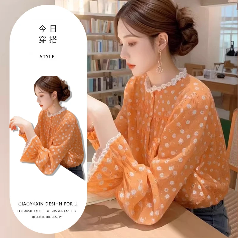 2025夏季新款设计感别致碎花衬衫女时髦精洋气喇叭袖撞色拼接上衣