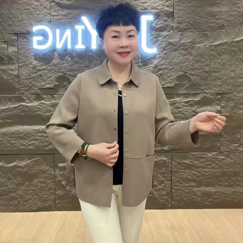090中老年妈妈薄款风衣女纯色休闲外套翻领时尚洋气开衫上衣