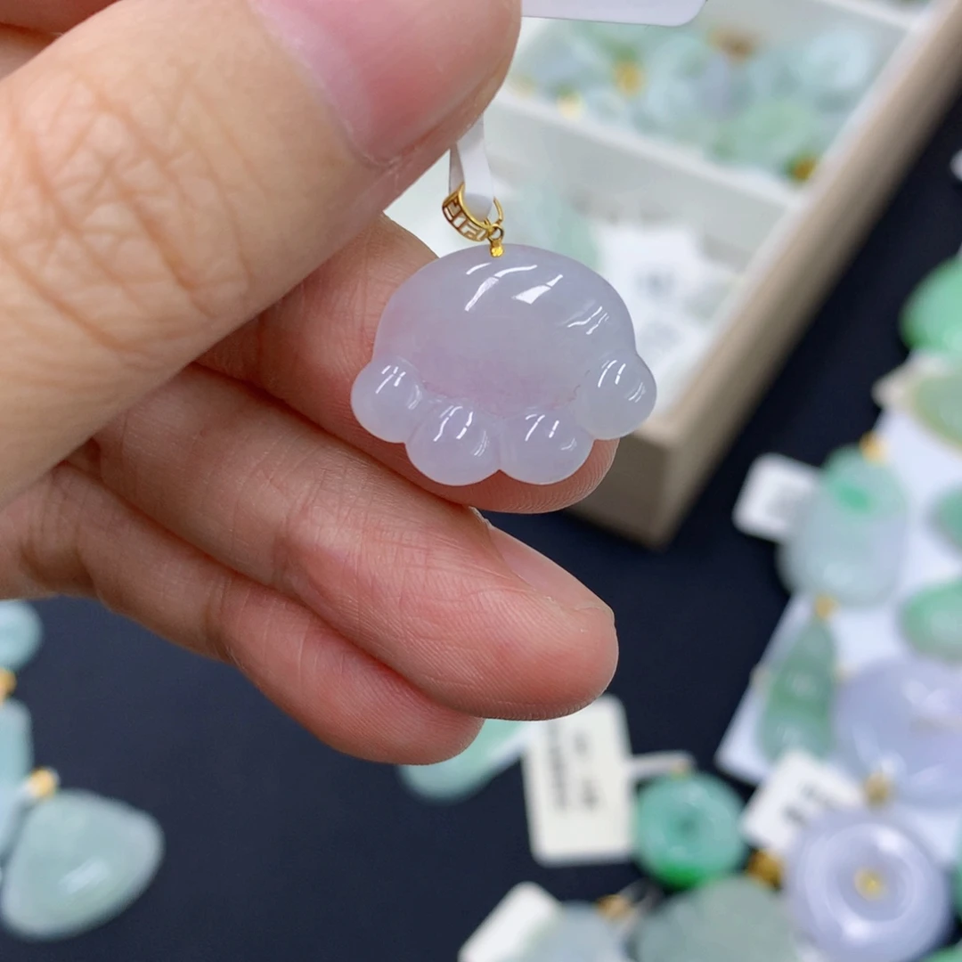 翡翠18K金镶嵌颈饰翡翠