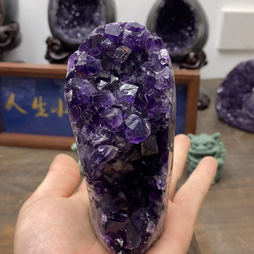 未镶嵌紫晶大型摆件（非配饰）