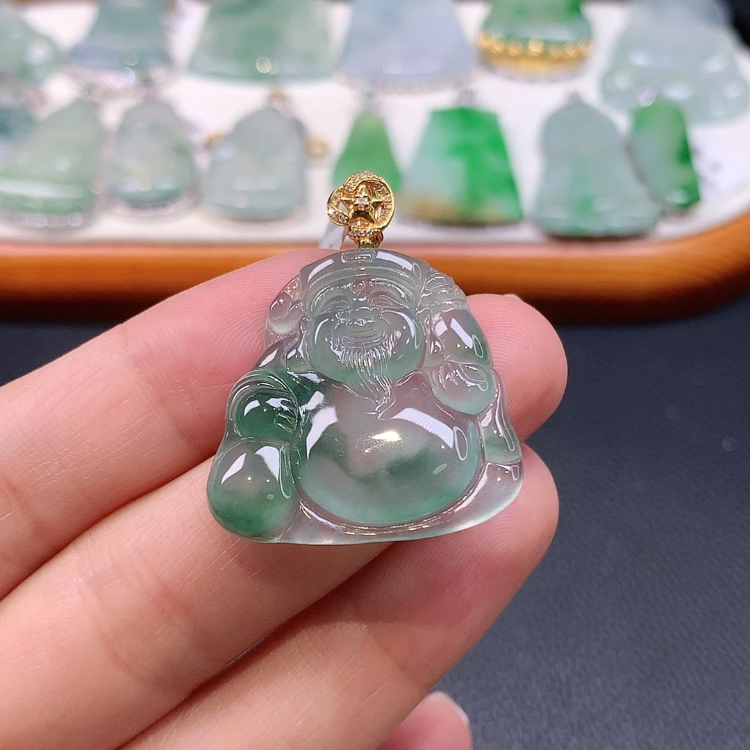 翡翠18K金镶嵌颈饰缅甸天然a货翡翠