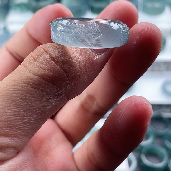 ****翡翠未镶嵌戒指翡翠