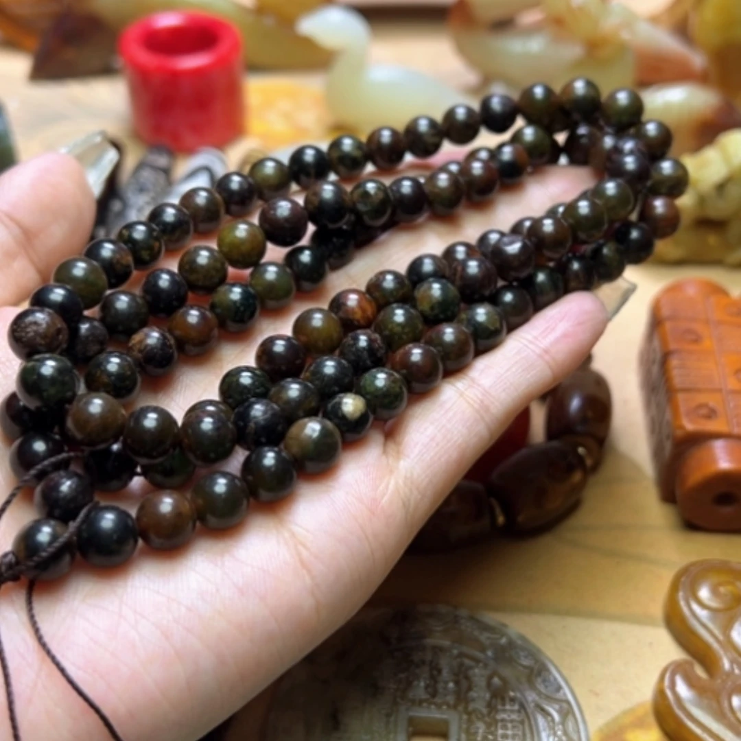 【闪购商品】蛇纹石玉颈饰未镶嵌