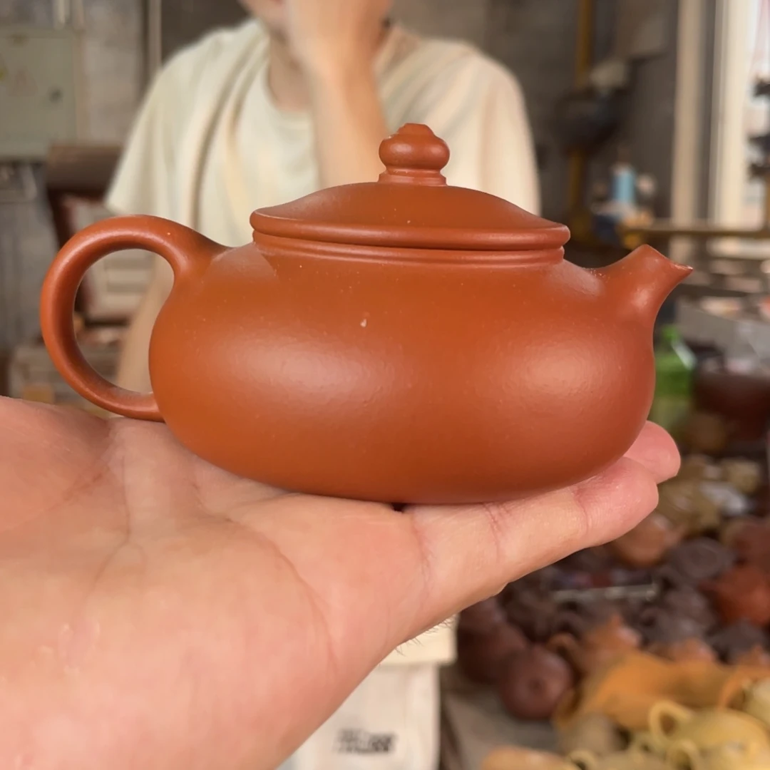 茶壶紫砂LD。 赵庄朱泥。 寒江。150CC