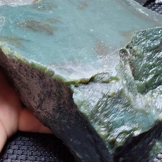 和田玉（糖玉）未镶嵌珠宝半成品