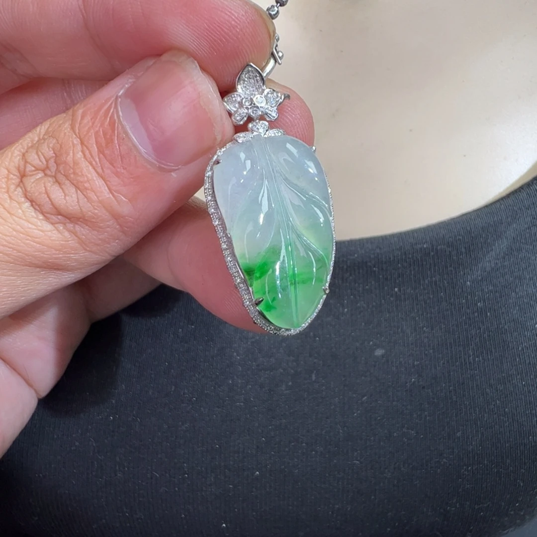 翡翠18K金镶嵌吊坠(不含链)