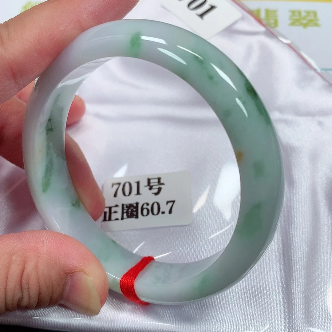 【闪购商品】翡翠手镯未镶嵌701号60.8圈口