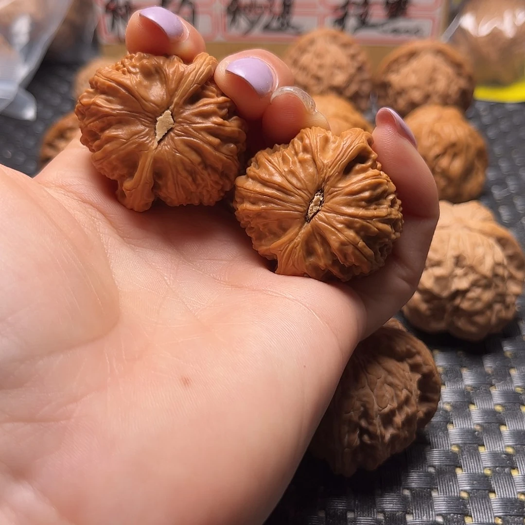 文玩核桃把件白狮子37