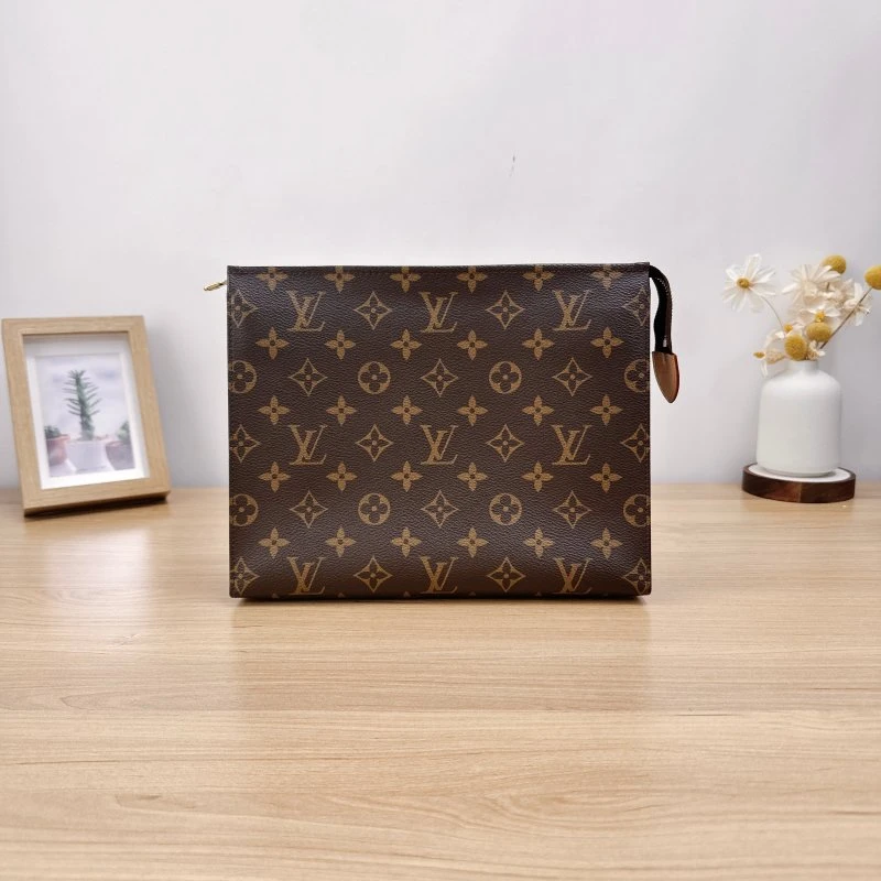 95新 LouisVuitton/路易威登 洗漱包/肩背包/2682