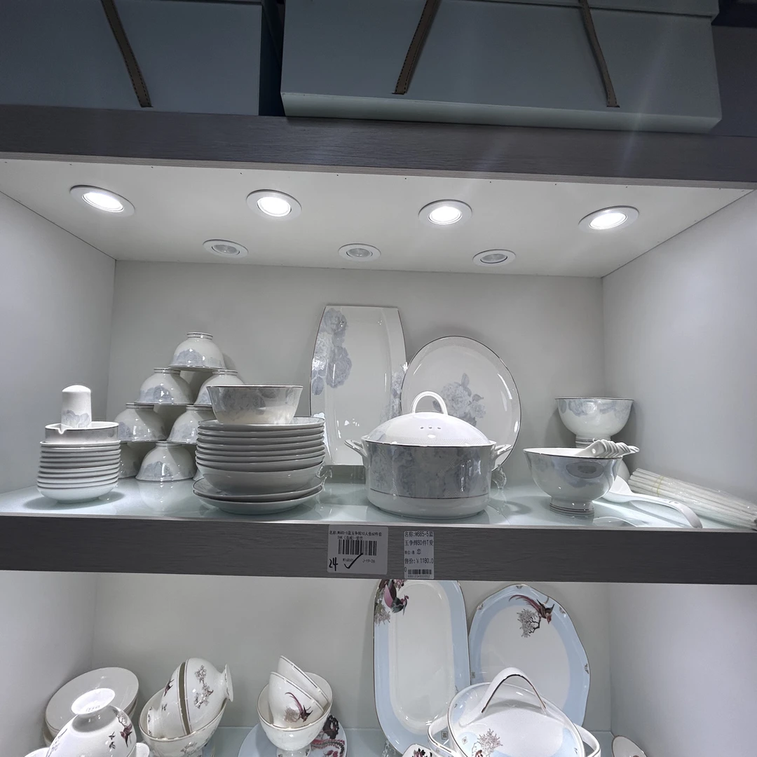 蓝玉争辉正宗景德镇陶瓷套装60头高岭土高温陶瓷乔迁结婚送礼家用