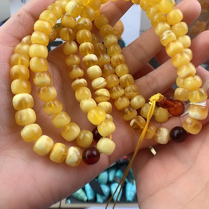 琥珀未镶嵌颈饰65卡8.8有证书福利