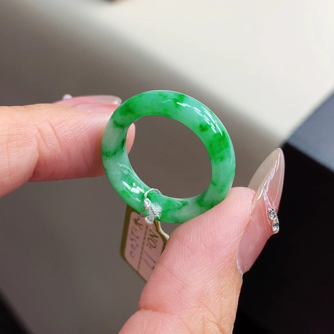 翡翠戒指未镶嵌17号