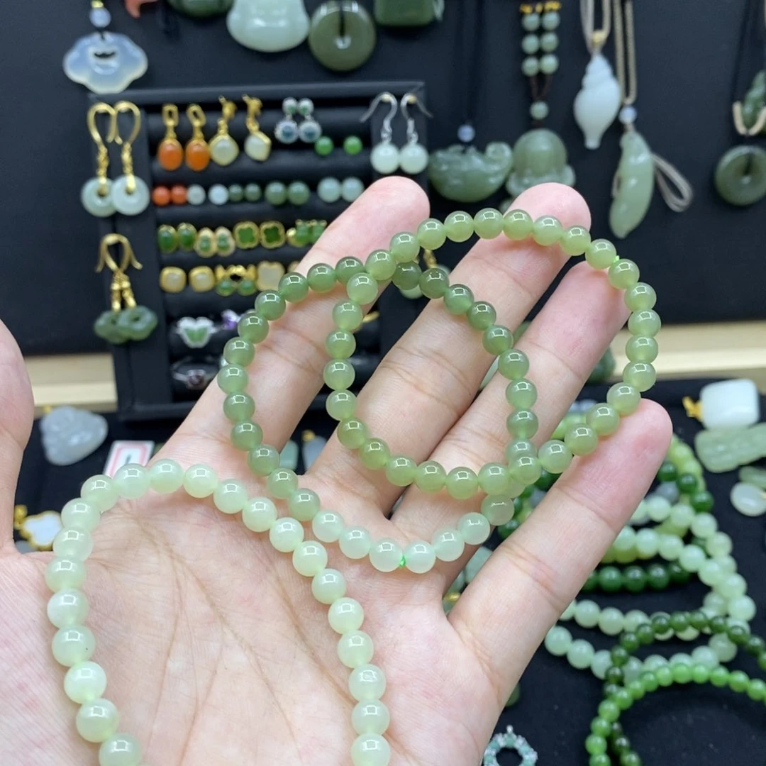 和田玉未镶嵌颈饰海****?