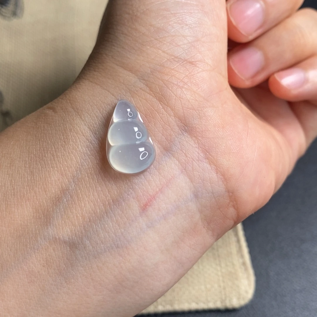 颈饰未镶嵌翡翠豆子