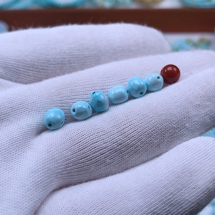 南红玛瑙未镶嵌珠宝奇石