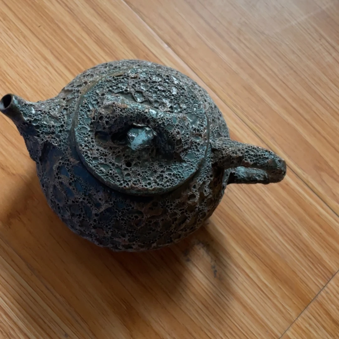 茶壶底槽青紫砂艺术作品