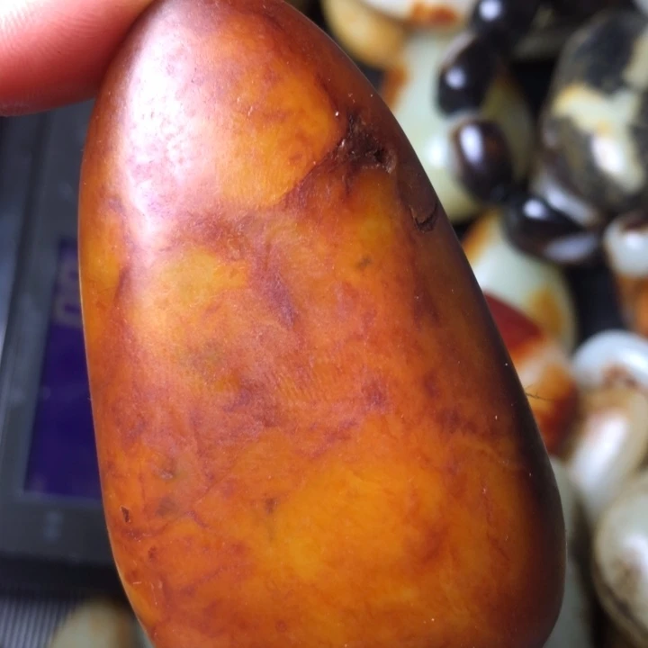 和田玉未镶嵌珠宝奇石