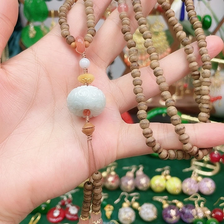玛瑙/玉髓耳钉合金