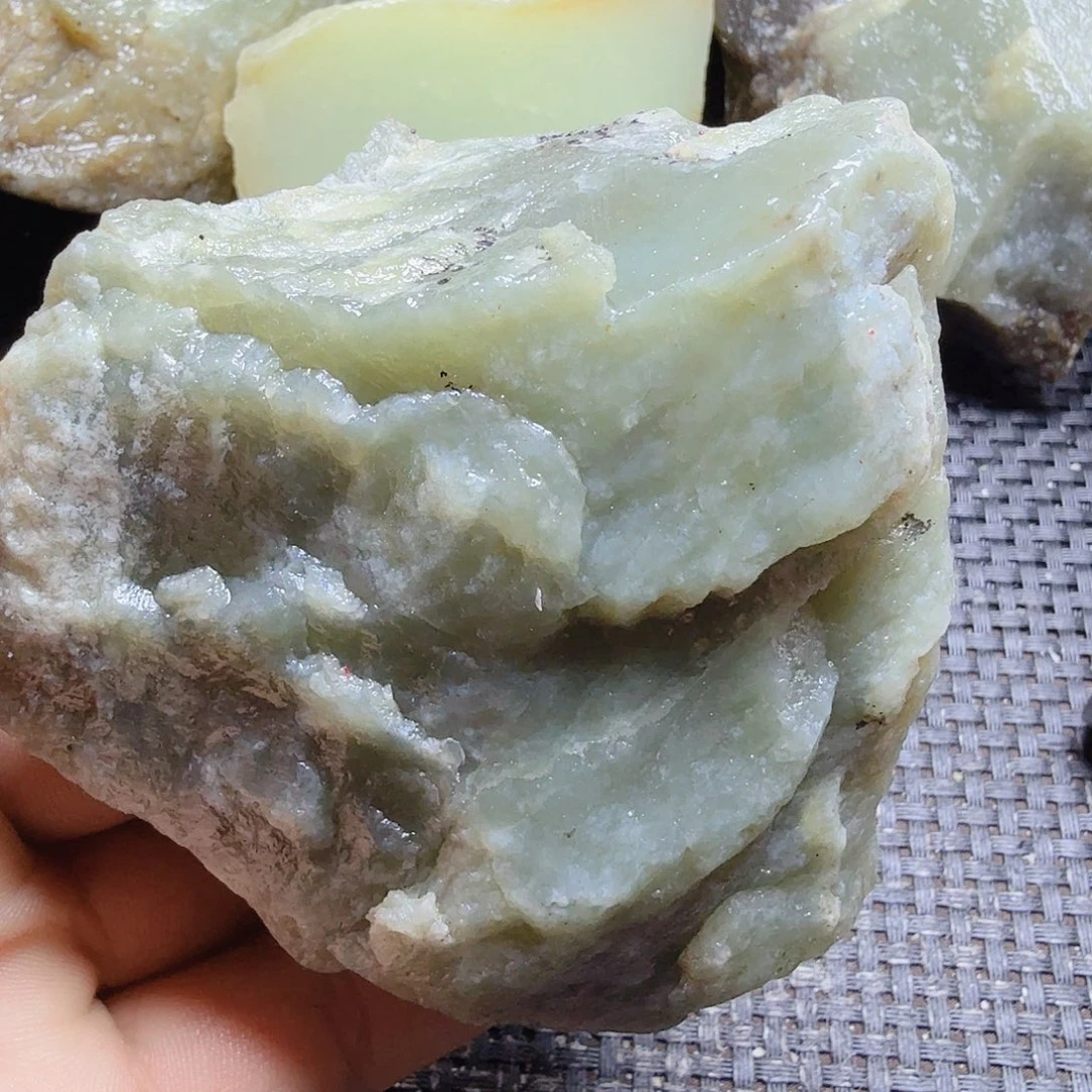 和田玉（糖玉）未镶嵌珠宝半成品