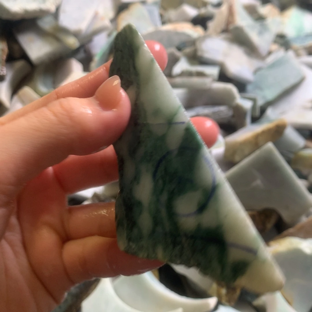 翡翠颈饰未镶嵌缅甸翡翠