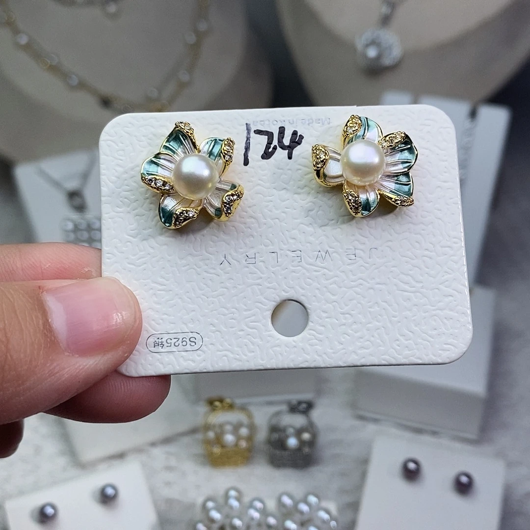 银S925镶嵌淡水珍珠耳饰