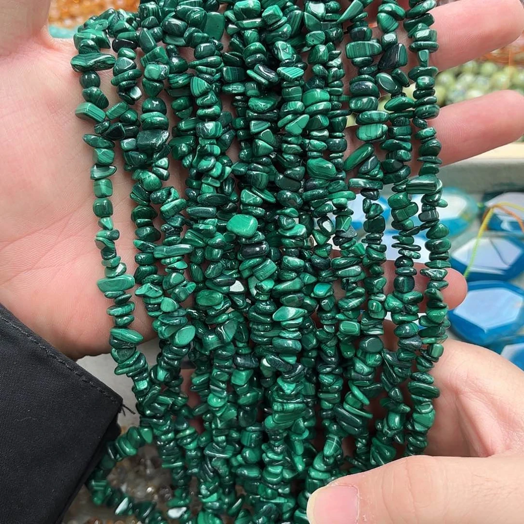玛瑙/玉髓未镶嵌珠宝半成品6-8孔雀碎石一条75-80