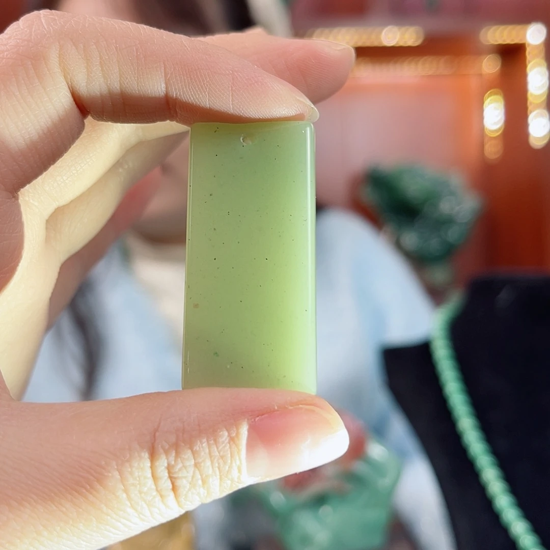 密玉（石英质玉）吊坠未镶嵌