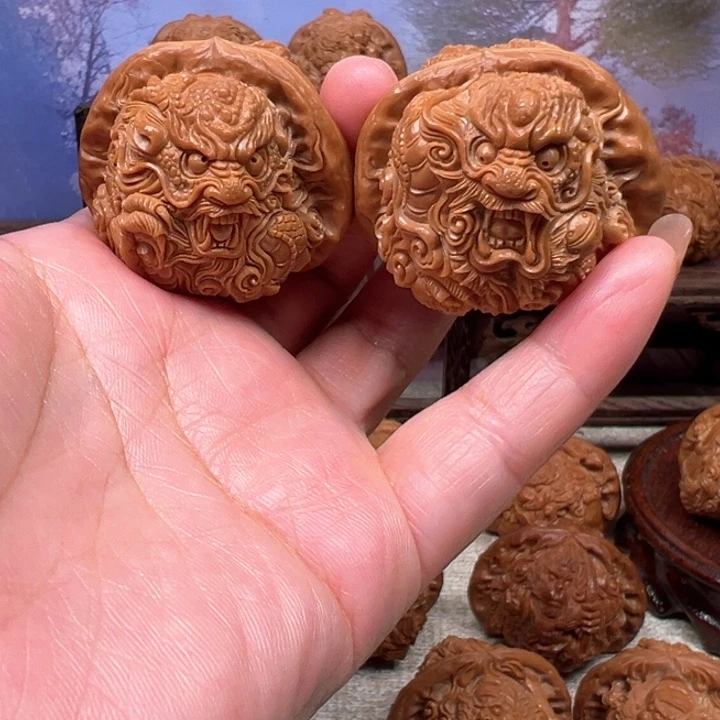 小***慧把件核桃蛤蟆头龙腾四海