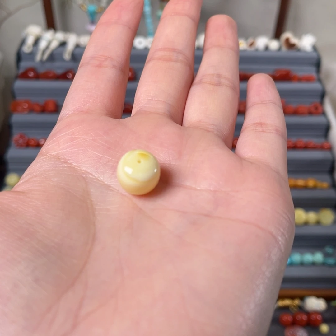 k***p琥珀未镶嵌裸石老型