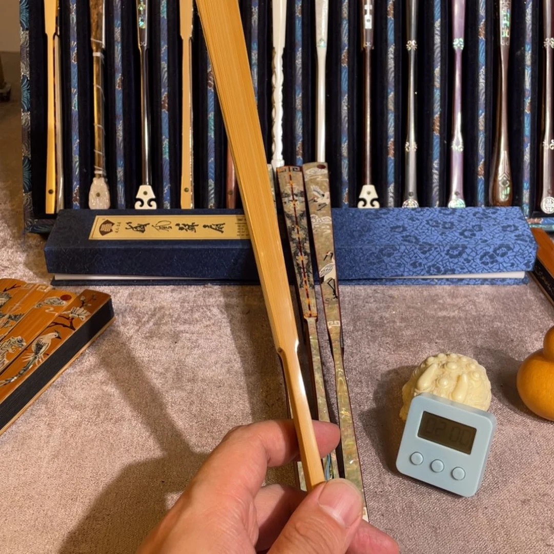 扇子手工制作工艺精湛