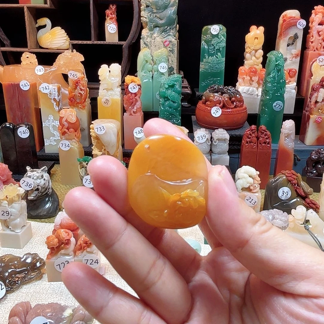 其他寿山石牡丹花挂件