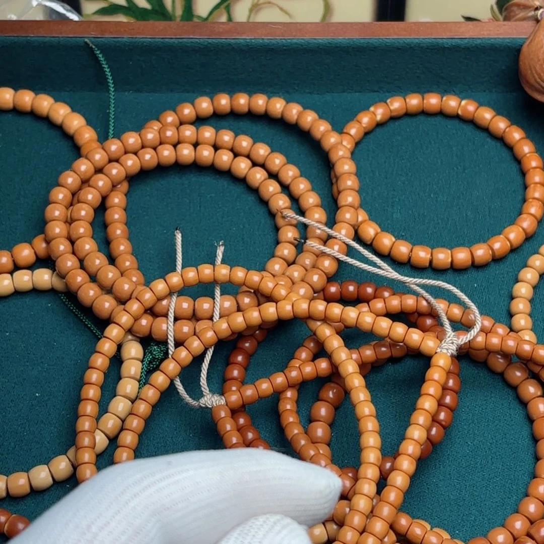 橄榄核手串手****老挝脖挂无白5.7