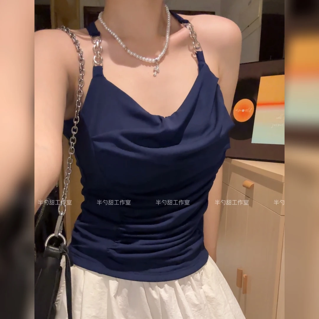 名媛气质淑女金属链条挂脖带胸垫背心吊带美背褶皱收腰设计感上衣