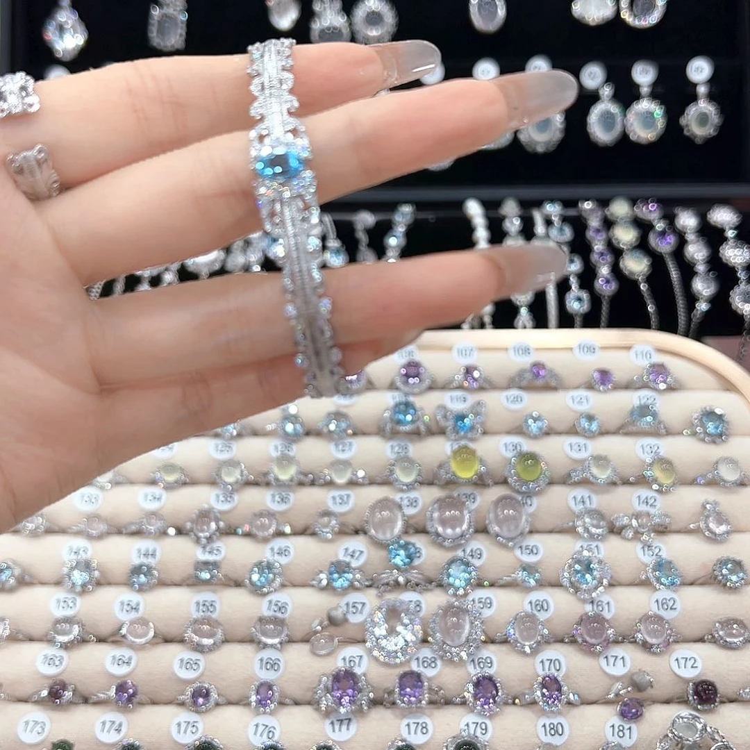 b***e托帕石手镯银S925镶嵌