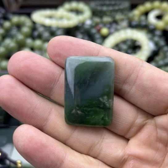 和田玉未镶嵌珠宝半成品