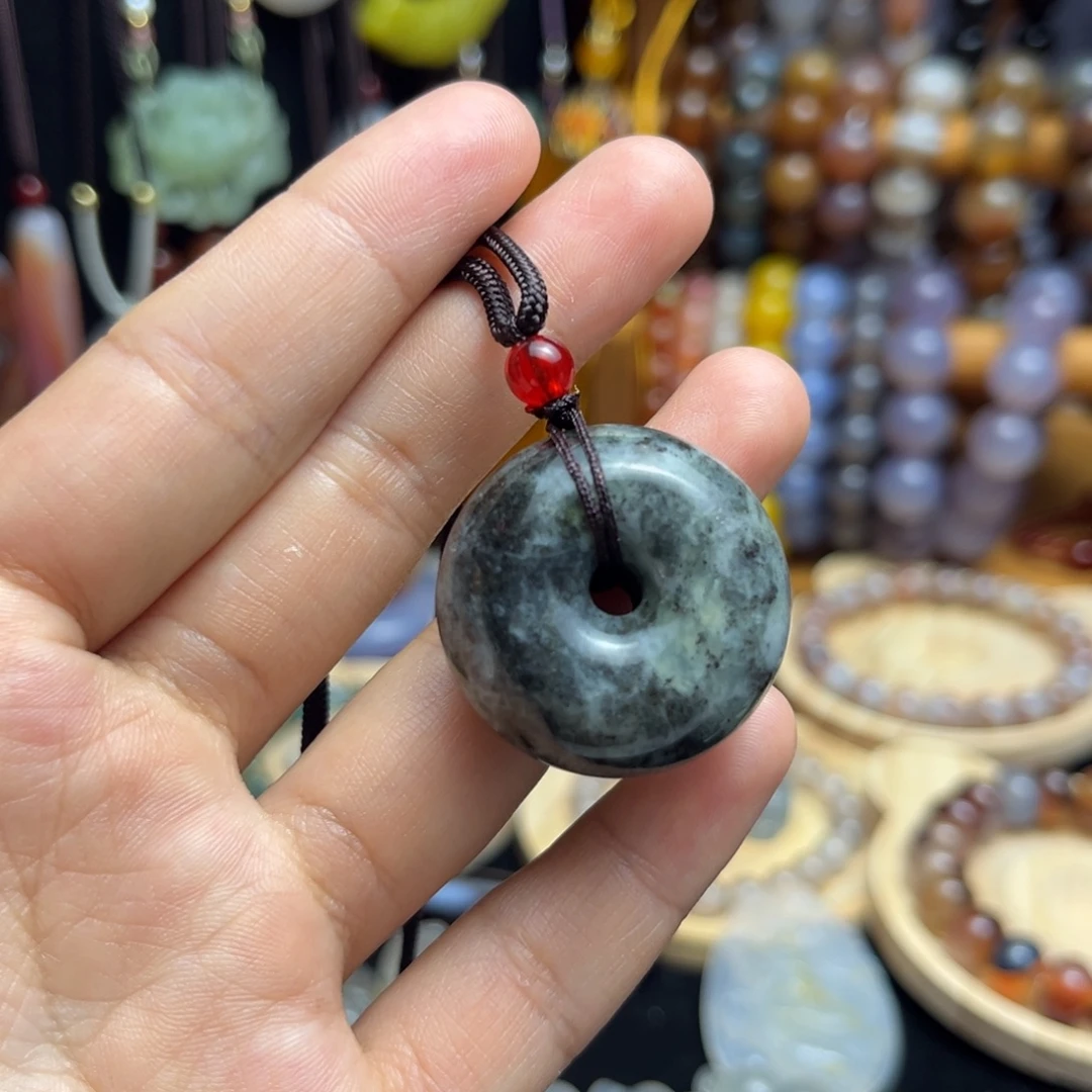 玛瑙/玉髓未镶嵌吊坠(赠链)