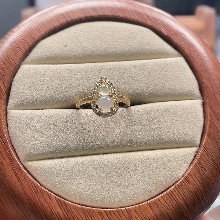 翡翠未镶嵌颈饰天然翡翠Ａ货