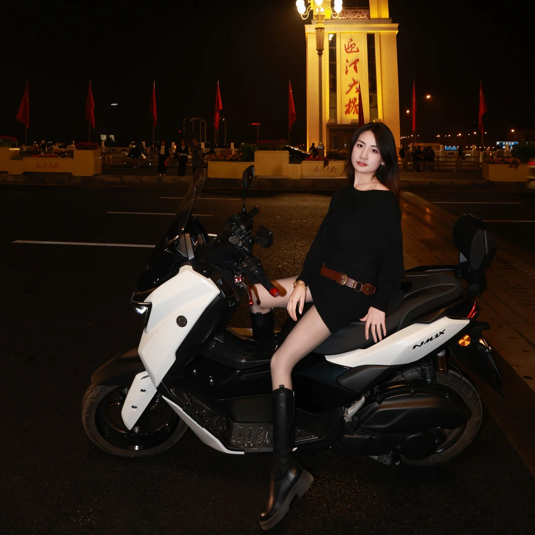 秋冬新款辣妹性感高级感包臀针织连衣裙